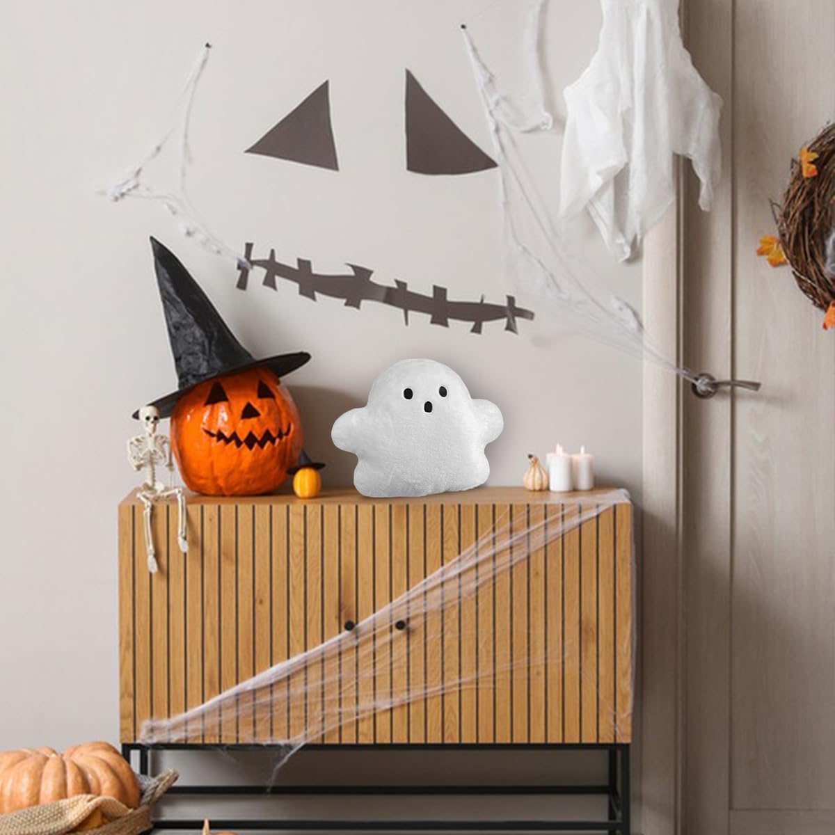 Small Ghost Halloween Pillows Decorative Cute Soft Ghost Throw Pillow Spooky Ghost Shape Cushion Décor for Halloween Home Party Sofa