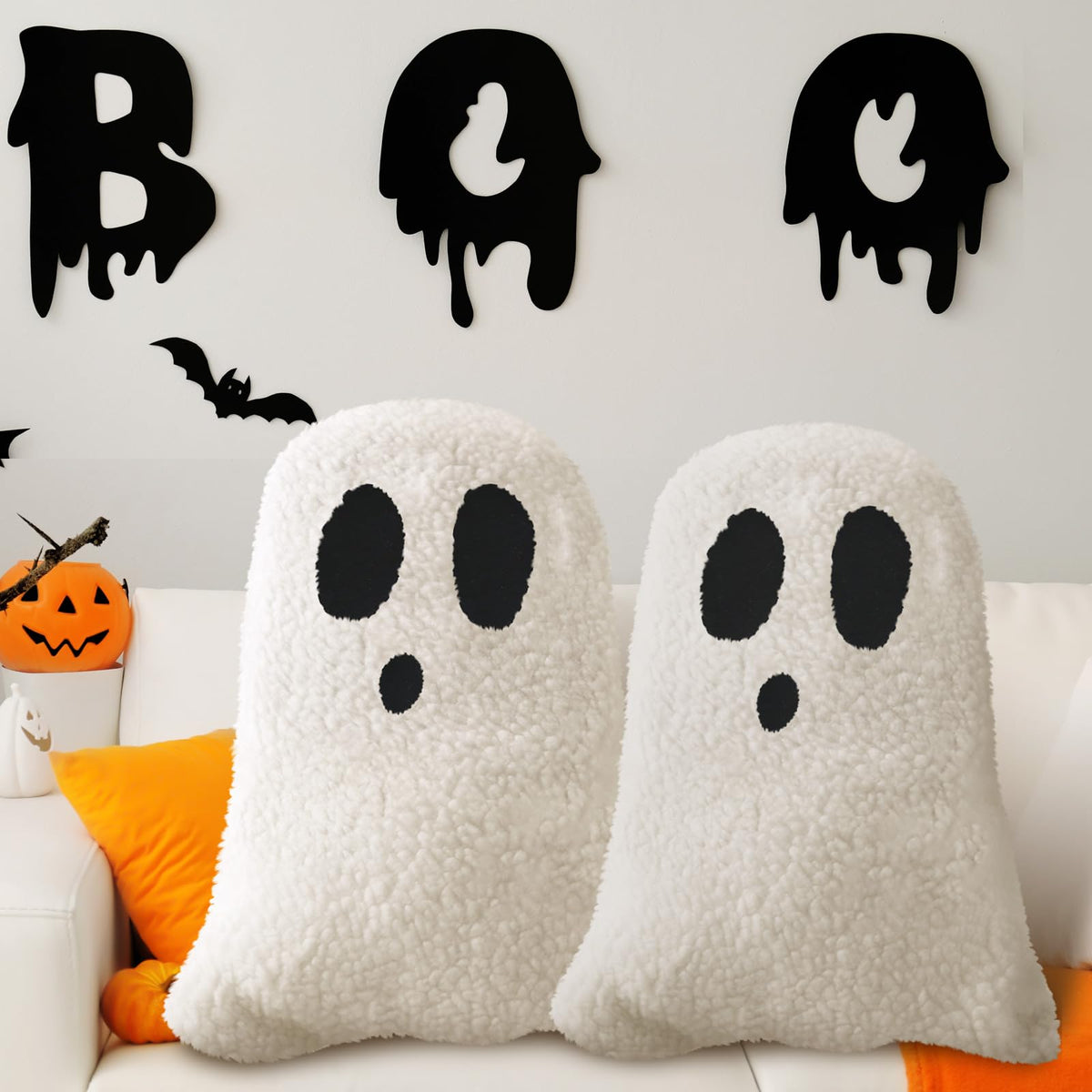 Kigley 2 Pcs 2 Pcs Halloween Ghost Throw Pillows, 11.81 x 7.87 Inch