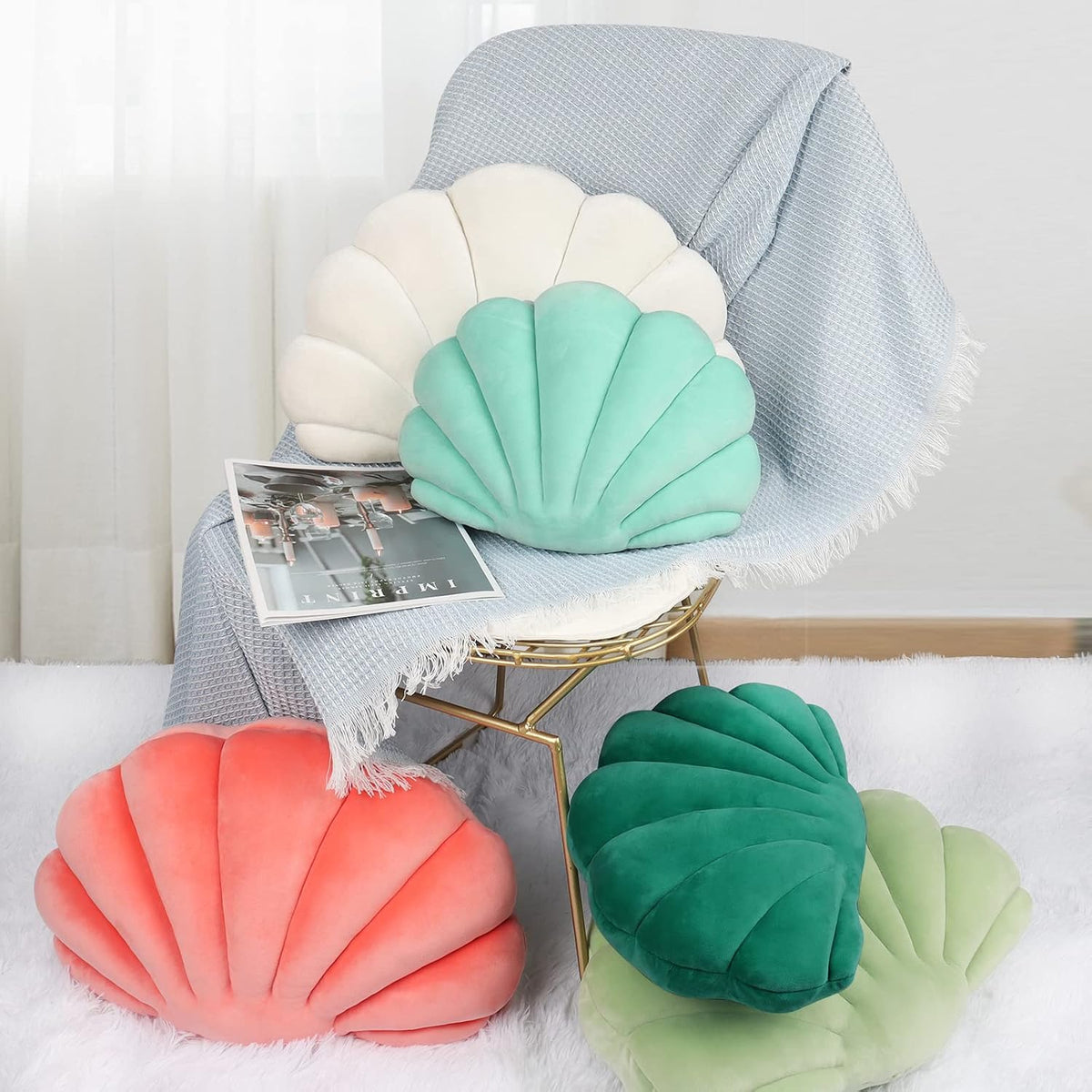 Yi-gog Seashell Pillow Sea Shaped Decorative Princess Throw Pillow 3D Velvet Soft Ocean Cute Throw Pillows for Bed Couch Chair Sofa Room 13.4 X 9.8 inch