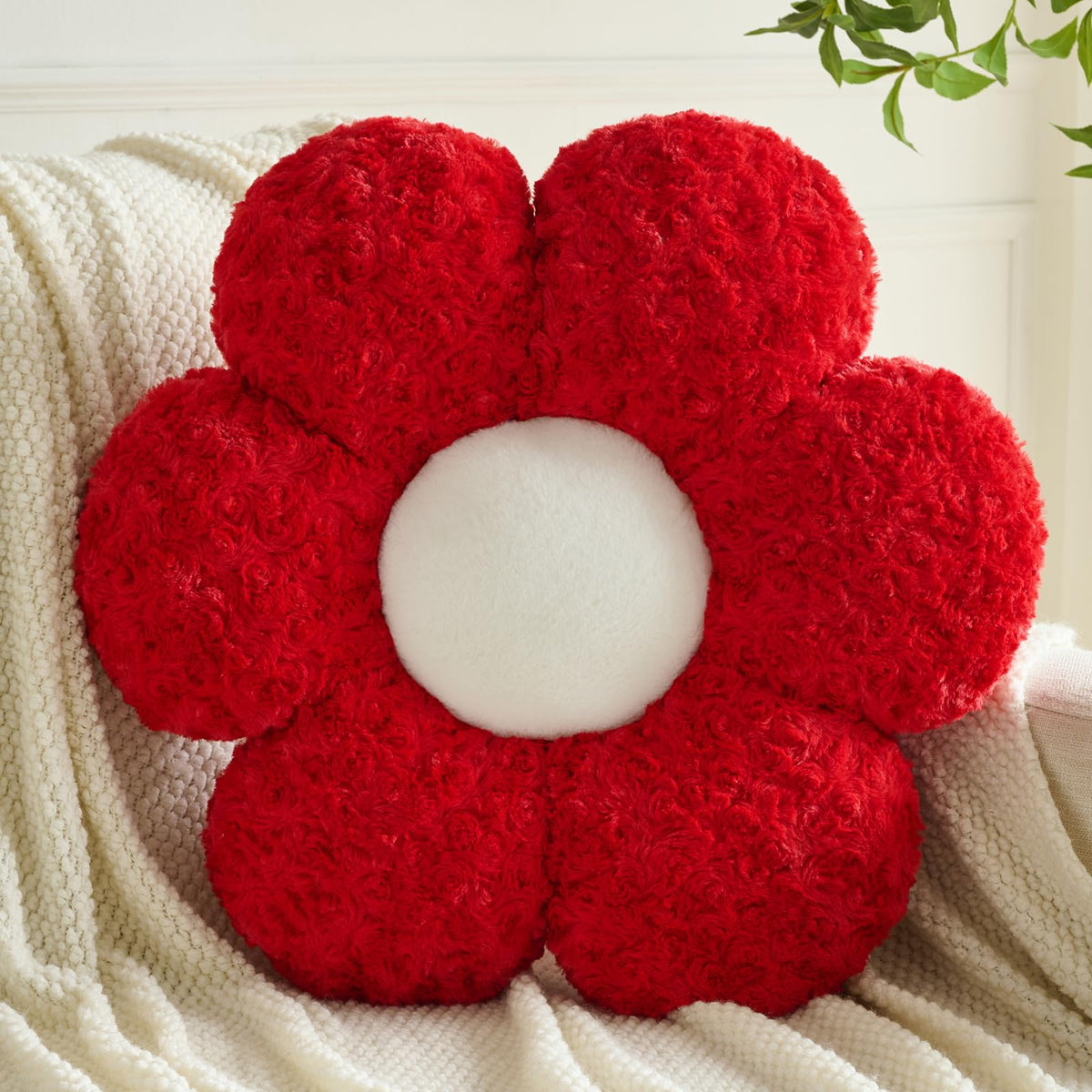 Flower Pillows, Decorative Throw Pillow with Soft Plush for Couch, Flower Shaped Pillow Home Decor Daisy Pillow for Bed (White, 14.9 Inches)