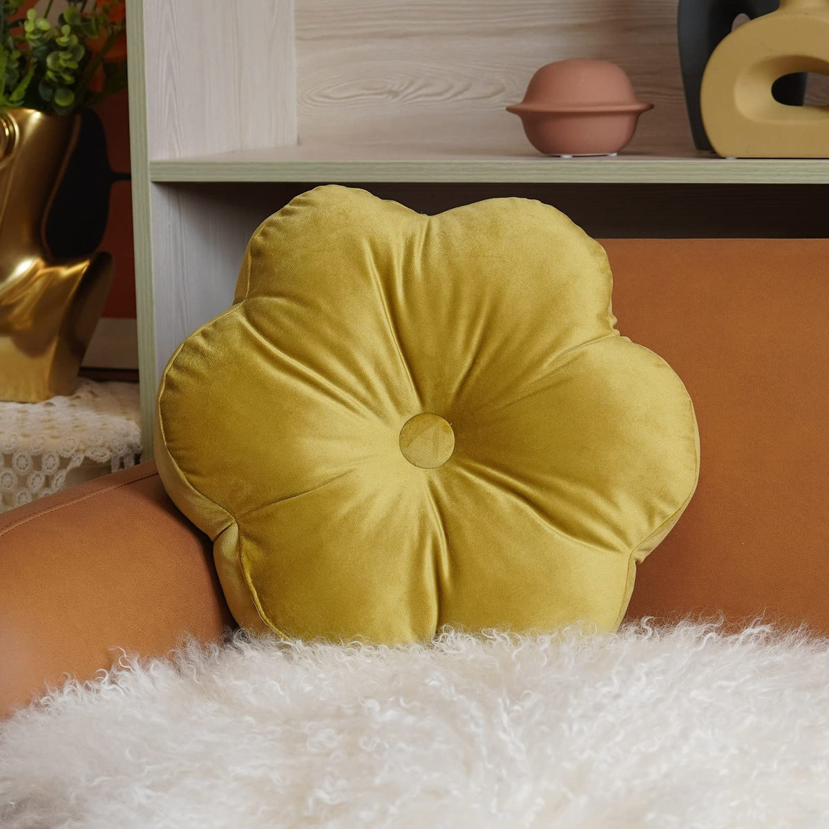 ARTMAGIC Flower Shaped Throw Pillow Velvet Cute Decorative Throw Pillows