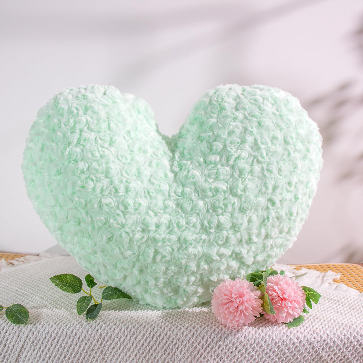 16" Creamy Pearl White Heart Pillow, Luxury 600GSM Rose Textured Faux Rabbit Fur, Super Matte Soft Aesthetic Decorative Throw Pillow for Couch Bed Sofa, Neutral Home Decor Heart Cushion