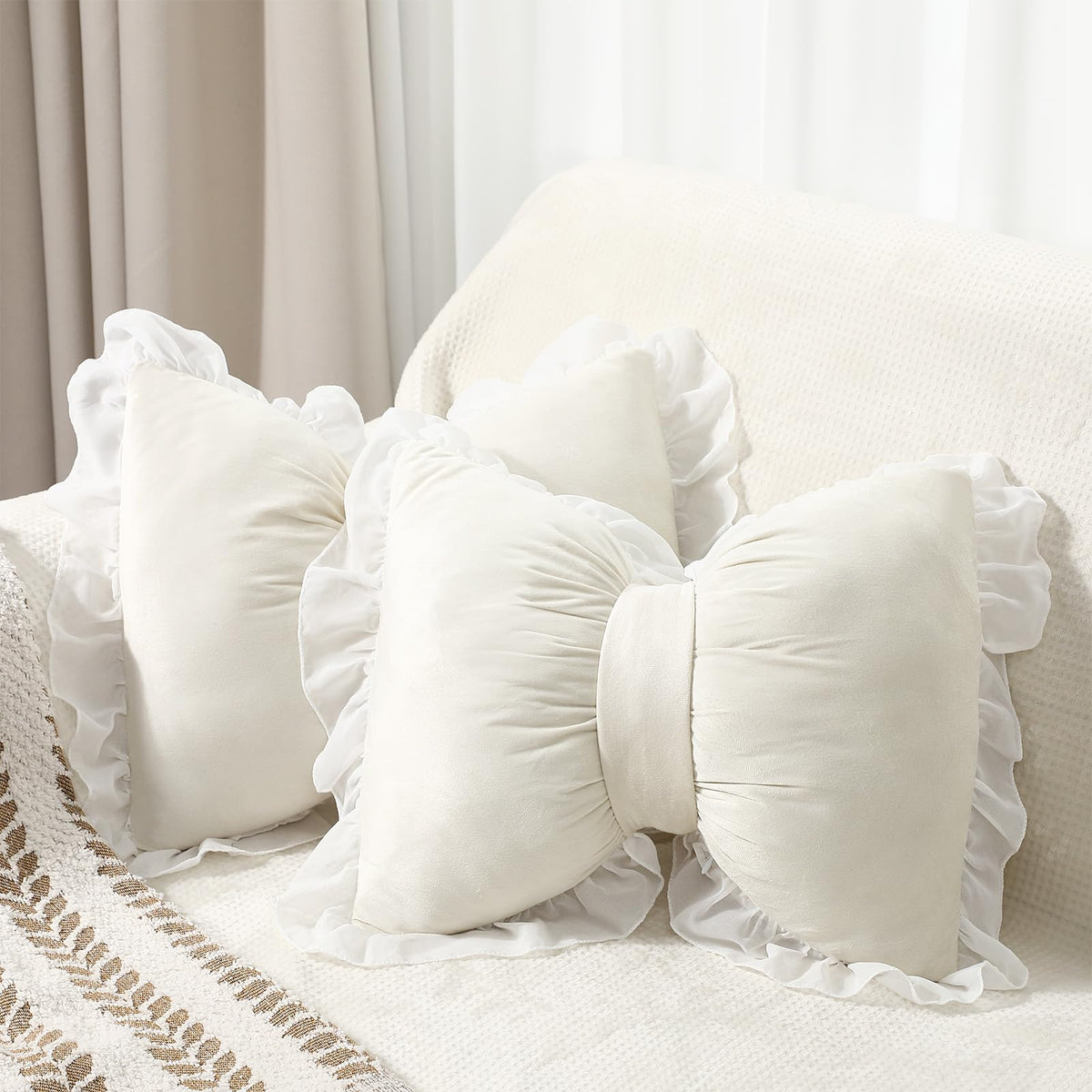 Yousoontic 2 Pcs Bow Throw Pillows 15.7x12.6 in, Velvet, Pink