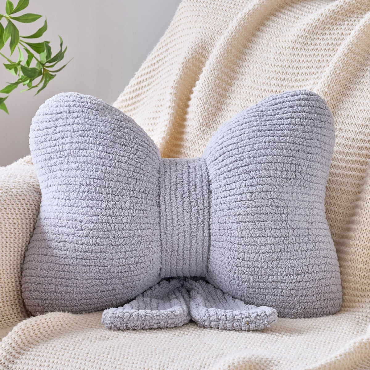 Bow Pillow, Decorative Throw Pillows with Soft Plush, Bow Throw Pillow for Couch Bed, Home Decor Bow Shaped Pillow for Bedroom Living Room (White, 12 Inches)