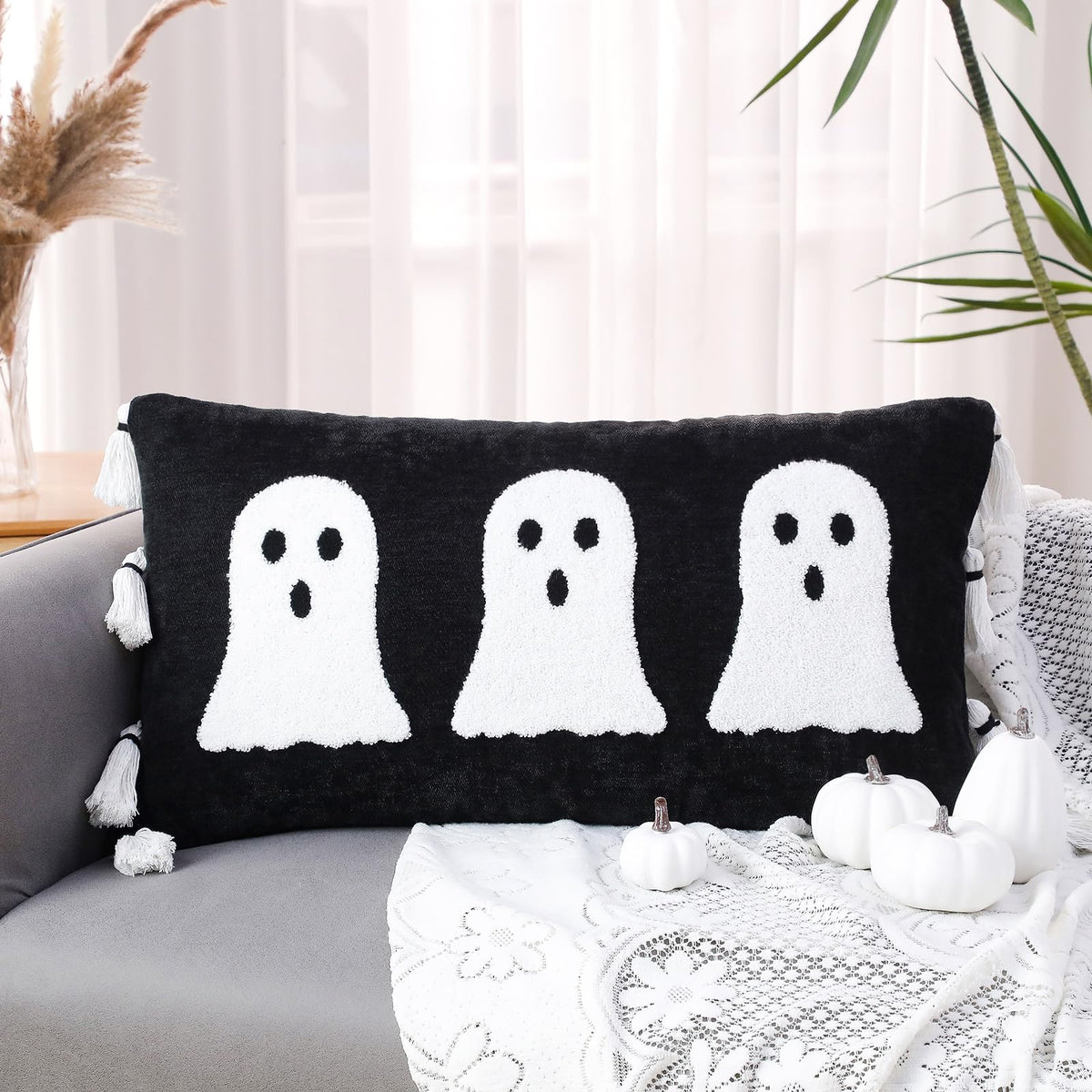 Vercraft Halloween Ghost Lumbar Throw Pillow with Tassels 14x26,White