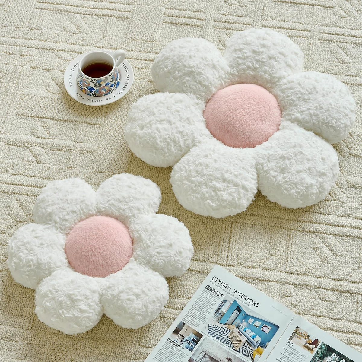 Flower Pillows, Decorative Throw Pillow with Soft Plush for Couch, Flower Shaped Pillow Home Decor Daisy Pillow for Bed (White, 14.9 Inches)