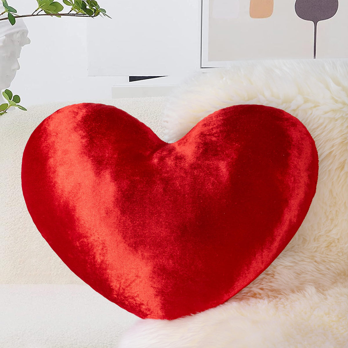AELS Heart Shaped Pillow, 17.7 Inches Heart Decorative Throw Pillows, Velvet Love Cute Pillows, Valentines Day Decorations, Wedding Decor, Living Room Bedroom Nursery Decor, Golden