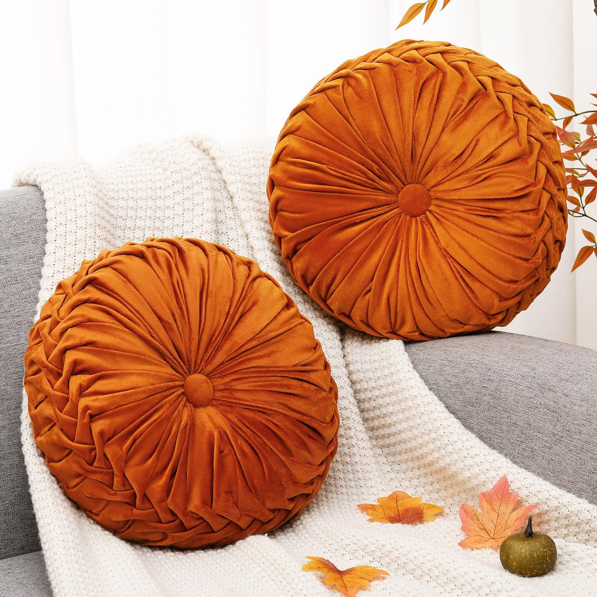 Beeveer 2 Pcs Round Throw Pillows Velvet Pleated Pillows, Ivory