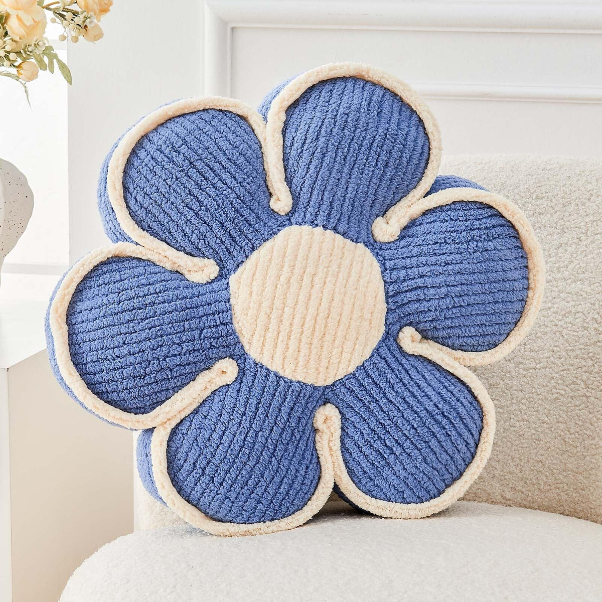Kcvvcr Soft Flower Shaped Floor Cushion, Plush Decorative Throw Pillow, Cute Seating Cushion, Room Decor Pillow for Sofa Couch Bed (13.7 Inch, Black)
