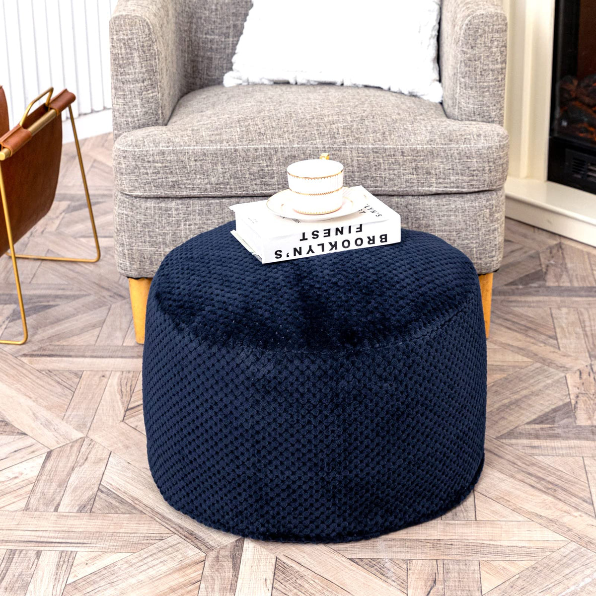 Asuprui Pouf Ottoman Unstuffed Ottoman Foot Rest No Filler Floor Pouf Soft Foot Stool 20x20x12 Inches Fuzzy Chair Floor Chair with Storage for Living Room Bedroom White