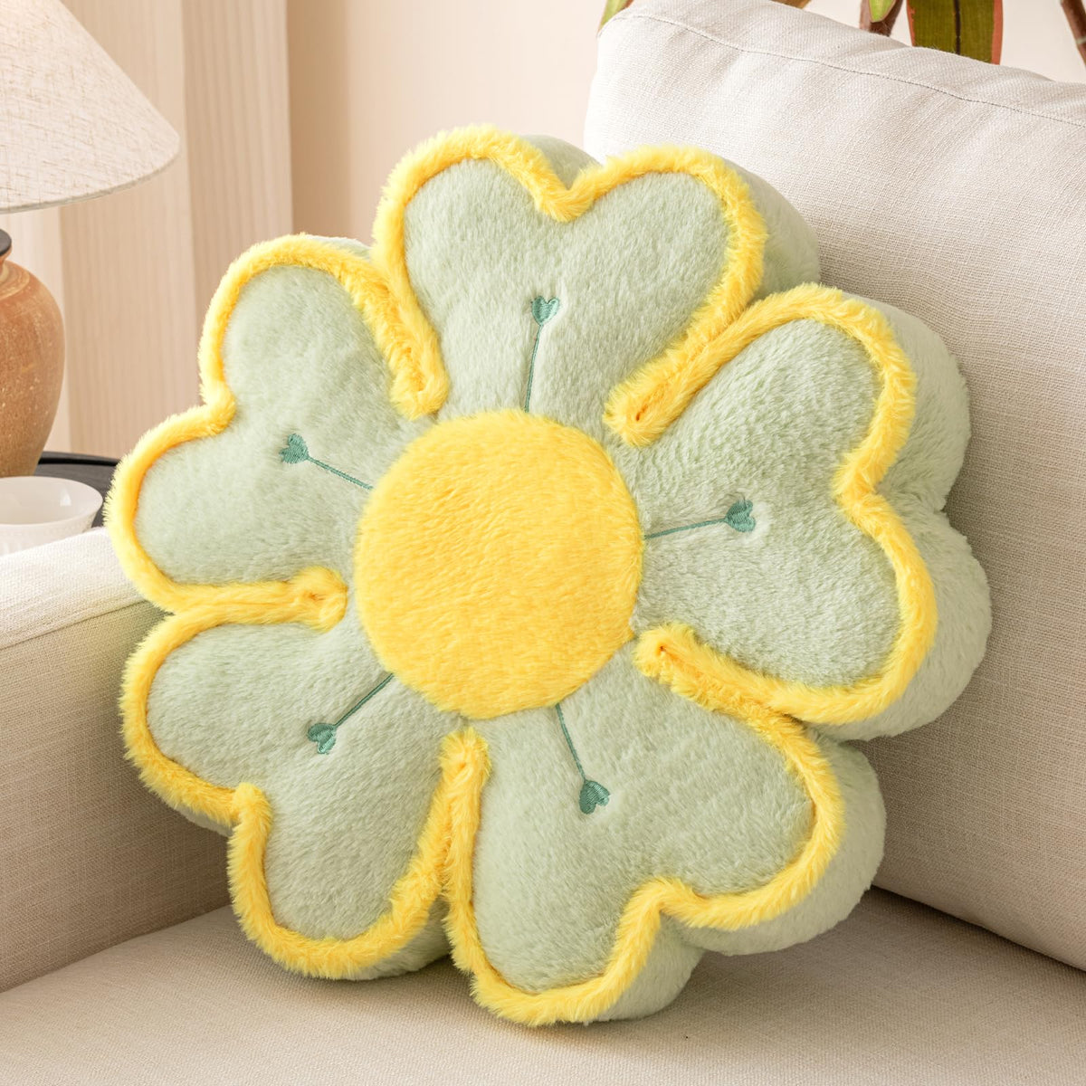 Flower Shaped Decorative Throw Pillow Cushion for Bed Couch, Cute Flower Plush Throw Pillows Home Decor Floor Pillow Seating Cushions (Beige, 13.7 Inches)