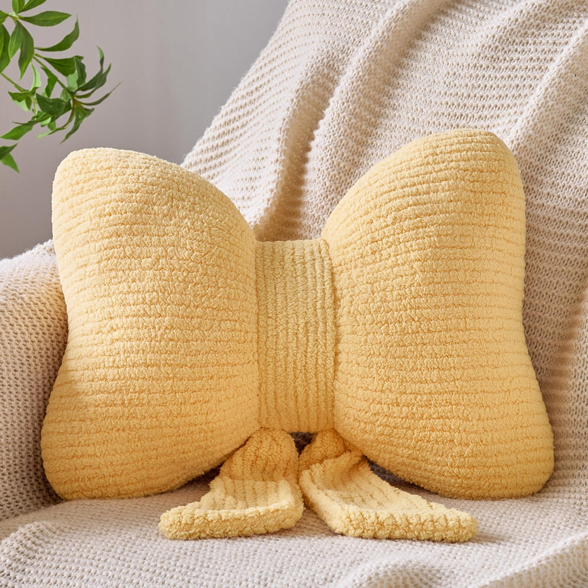 Bow Pillow, Decorative Throw Pillows with Soft Plush, Bow Throw Pillow for Couch Bed, Home Decor Bow Shaped Pillow for Bedroom Living Room (White, 12 Inches)