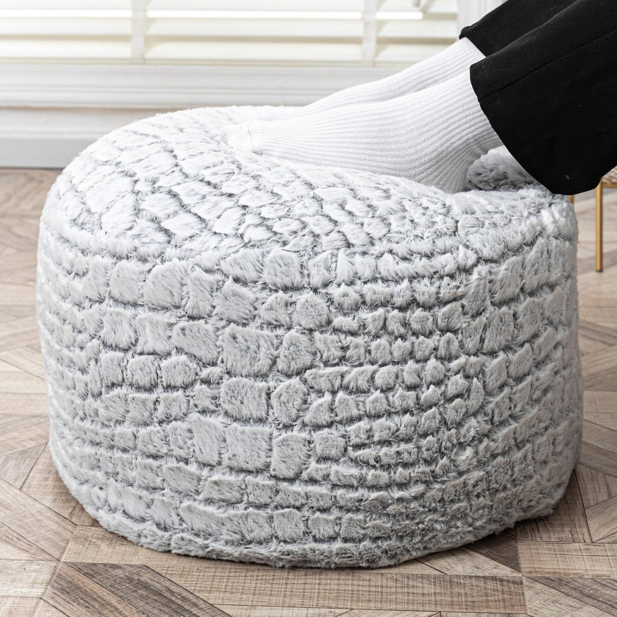 Asuprui Pouf Ottoman Unstuffed Ottoman Foot Rest No Filler Floor Pouf Soft Foot Stool 20x20x12 Inches Fuzzy Chair Floor Chair with Storage for Living Room Bedroom White