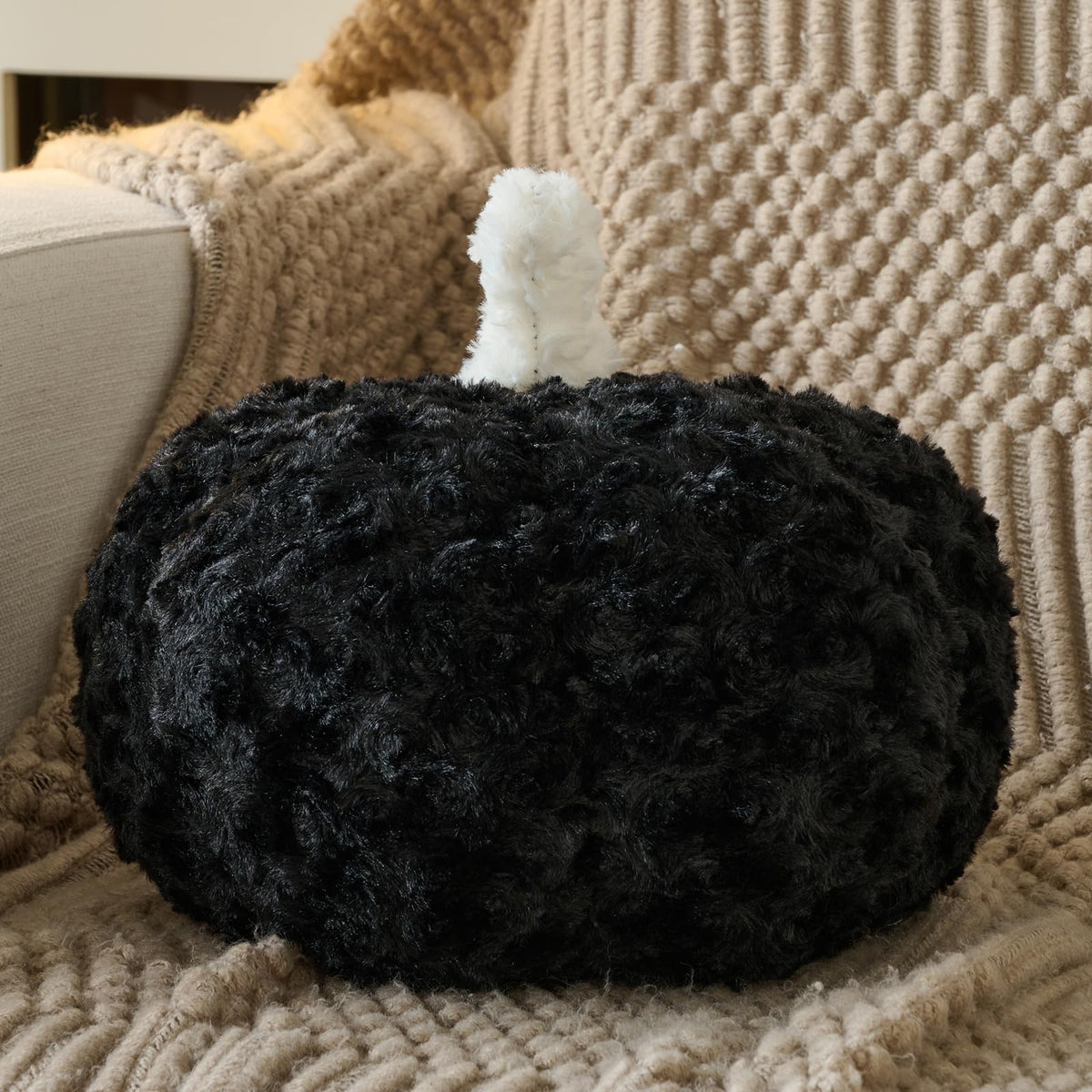 Pumpkin Pillow, Fall Decorative Pillows for Couch, Pumpkin Plush Throw Pillows for Bed (Beige, 8.6 Inches)