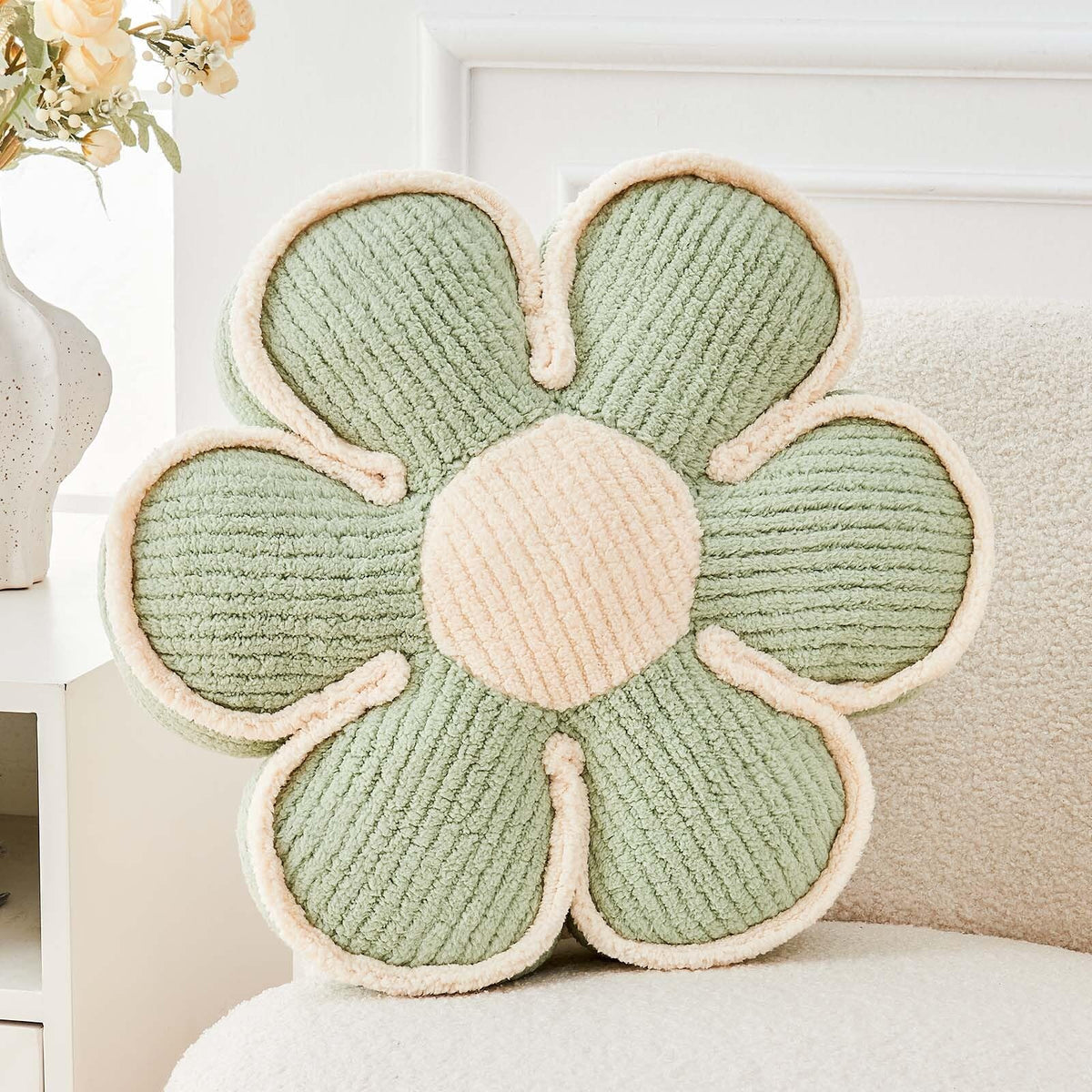 Kcvvcr Soft Flower Shaped Floor Cushion, Plush Decorative Throw Pillow, Cute Seating Cushion, Room Decor Pillow for Sofa Couch Bed (13.7 Inch, Black)