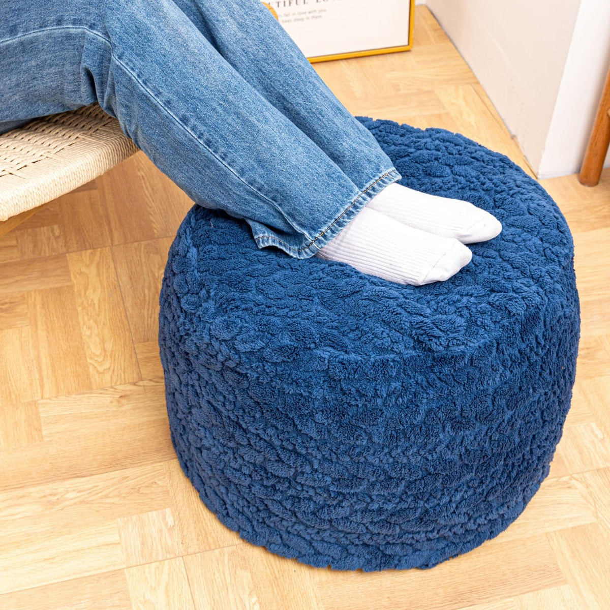 Asuprui Pouf Ottoman Unstuffed Ottoman Foot Rest No Filler Floor Pouf Soft Foot Stool 20x20x12 Inches Fuzzy Chair Floor Chair with Storage for Living Room Bedroom White