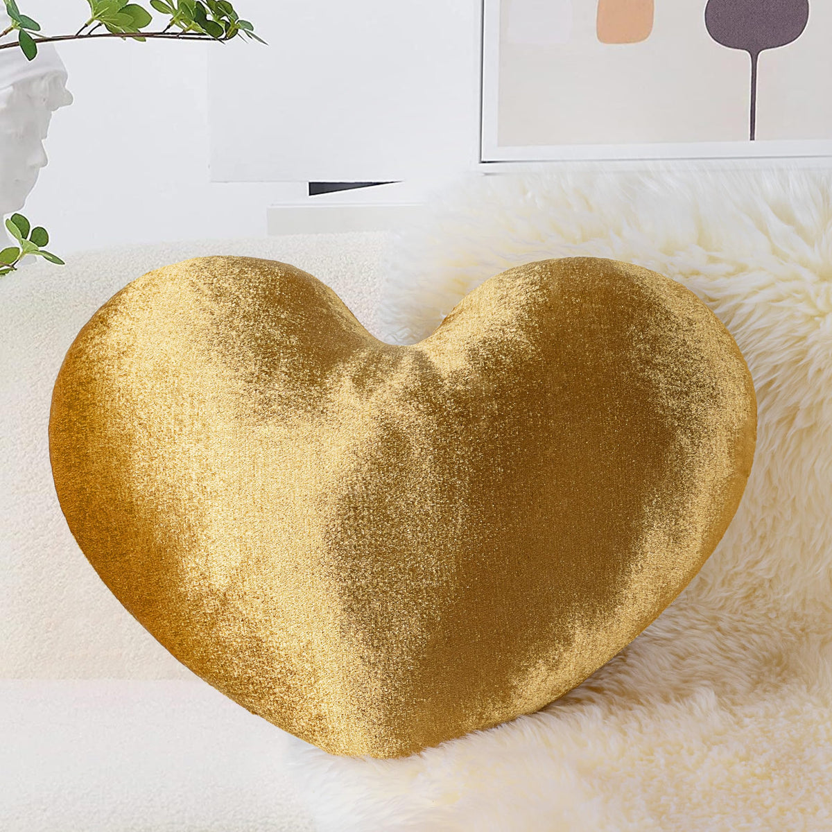 AELS Heart Shaped Pillow, 17.7 Inches Heart Decorative Throw Pillows, Velvet Love Cute Pillows, Valentines Day Decorations, Wedding Decor, Living Room Bedroom Nursery Decor, Golden