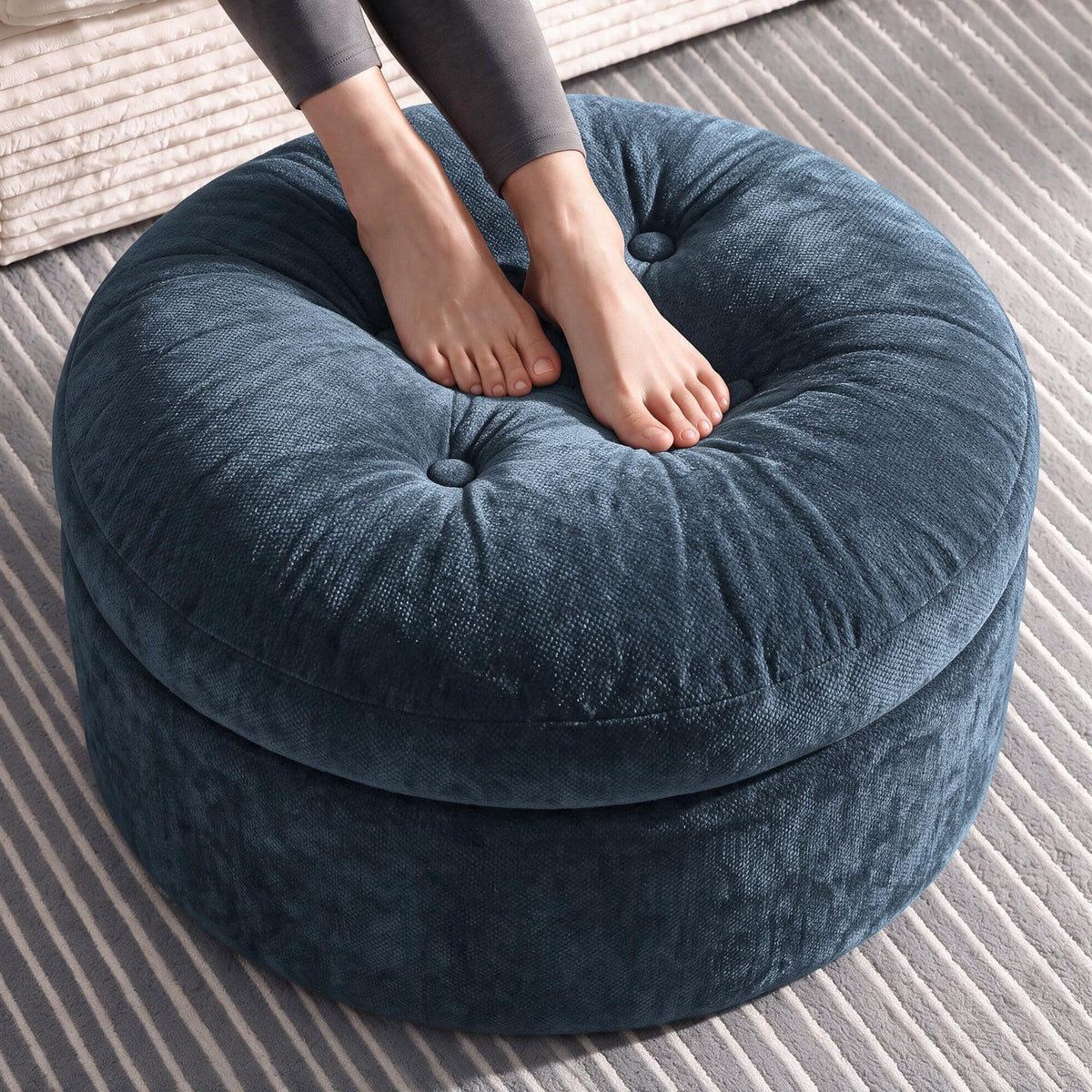 23.6in Round Pouf Ottoman, Chenille Ottoman Foot Rest with Dual‑Layer Support, Large Plush Pouf with Soft Chunk‑Foam Top & Firm Foam Base, Floor Foot Stool for Living Room, Black