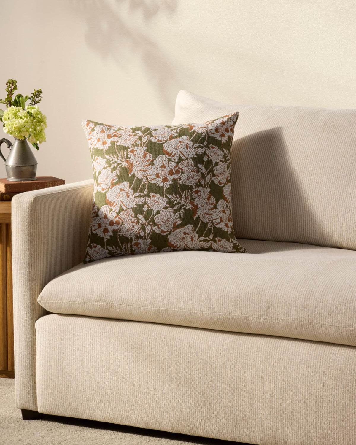 Loloi Chris Loves Julia Matilda Beige/Mocha Cover w/Poly Pillow