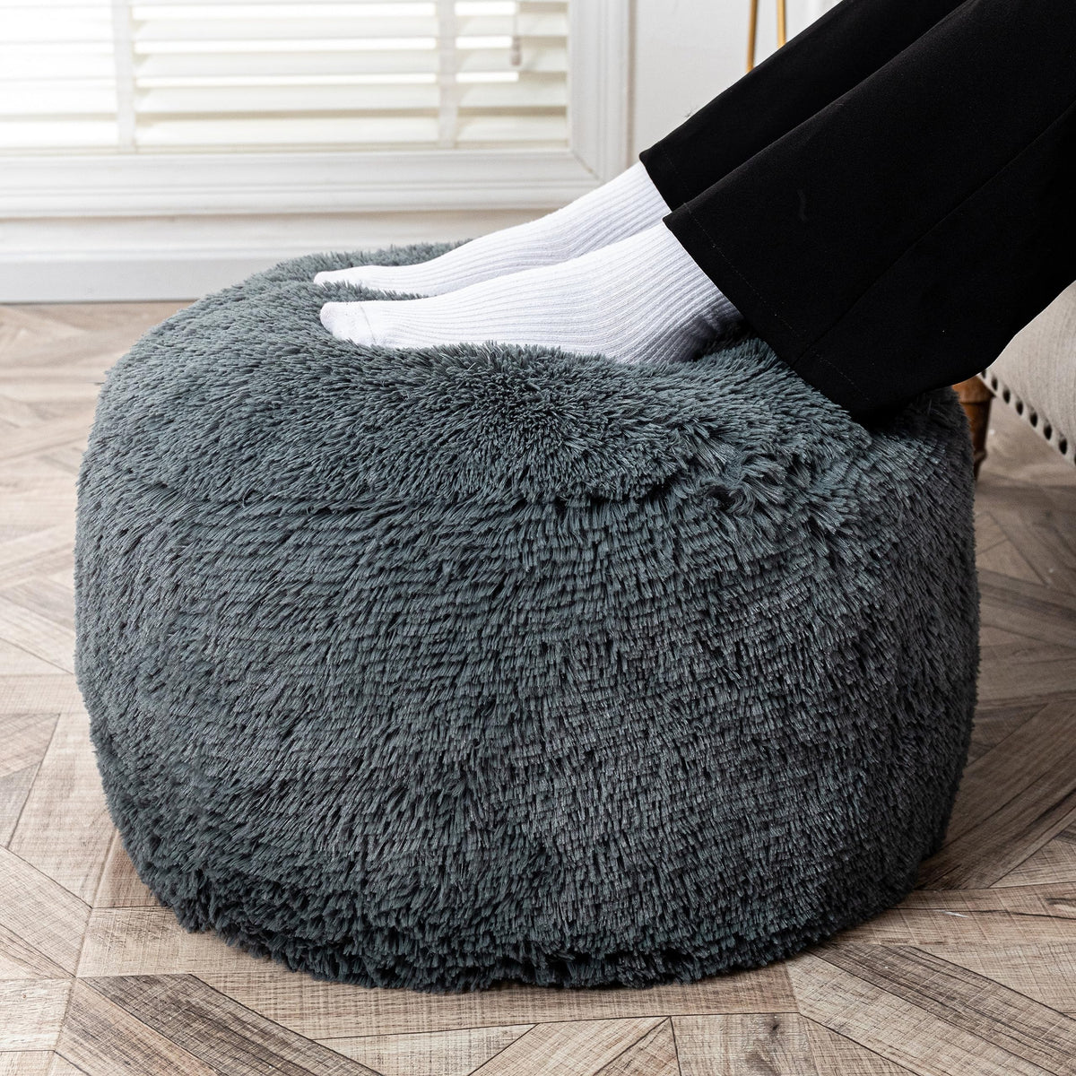 Asuprui Pouf Ottoman Unstuffed Ottoman Foot Rest No Filler Floor Pouf Soft Foot Stool 20x20x12 Inches Fuzzy Chair Floor Chair with Storage for Living Room Bedroom White